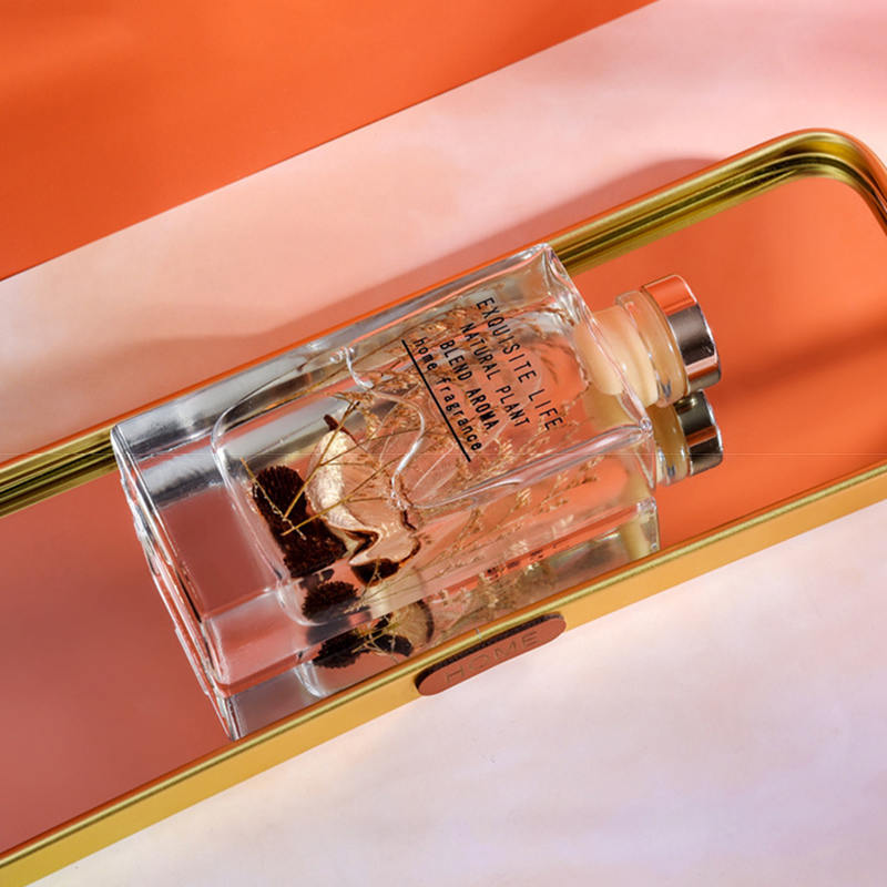 Kuiva kukkakoristelu ilman palo-aromaterapiaa