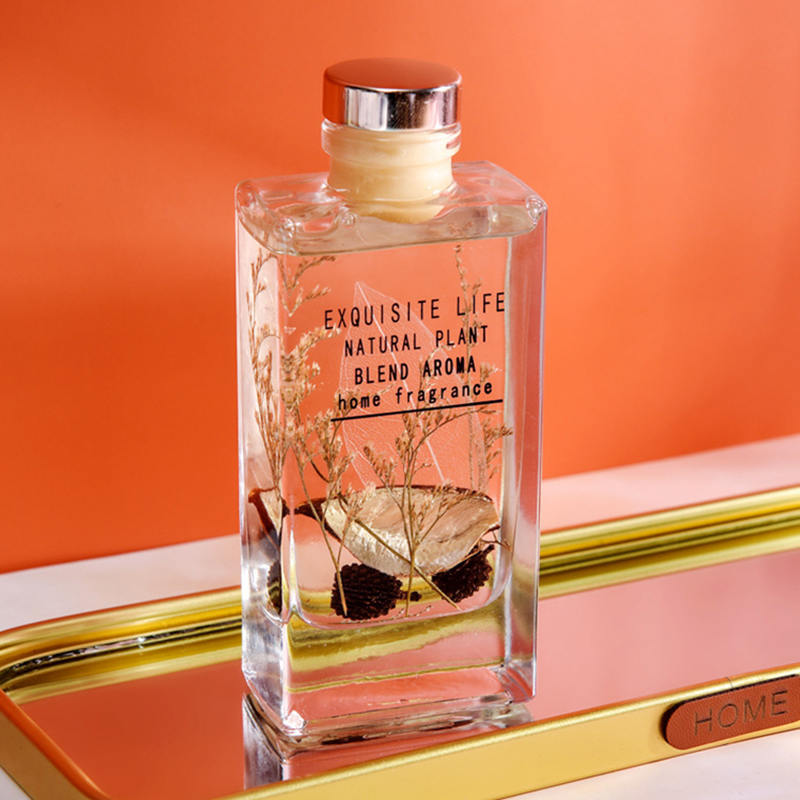 Kuiva kukkakoristelu ilman palo-aromaterapiaa