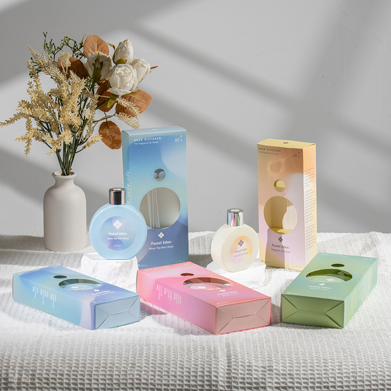 Klassinen hajuvesipullon kotituoksu-kodin tuoksu