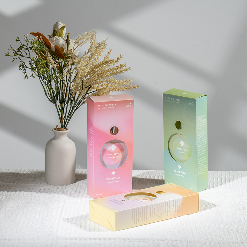 Klassinen hajuvesipullon kotituoksu-kodin tuoksu