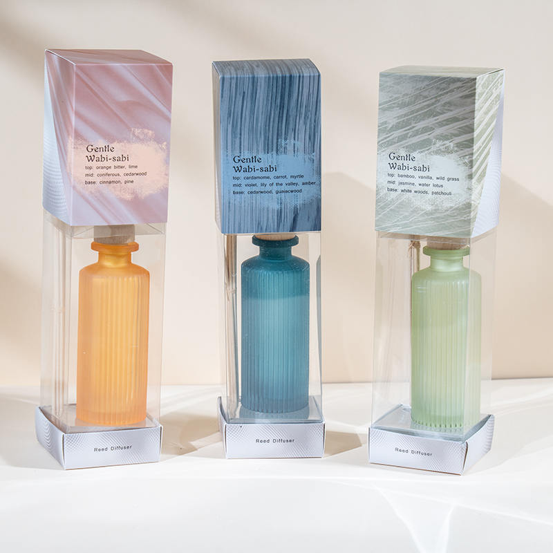 Korkea pystyraita pyöreä lasipullo ruoko diffuusori-aromi diffuusori öljyn valmistaja