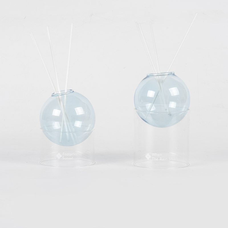 Kirkas lasijalusta, lasipallotyyppinen ruoko diffuusori muotoileva aromaterapia