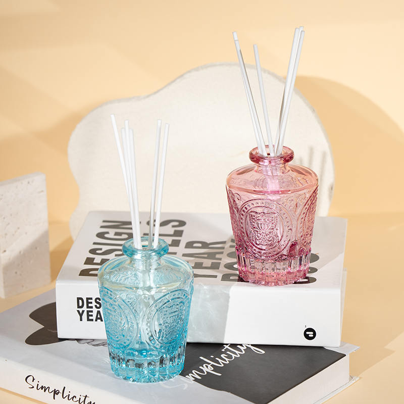 Äitienpäivän tyylikäs lasipullon ruokohajotin -kodin tuoksujen myyjä